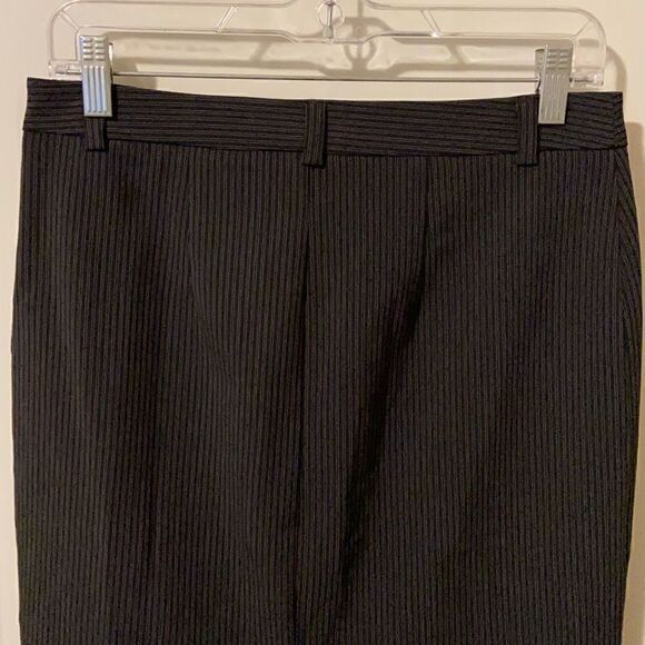 Gap Pencil Skirt    - Picture 6 of 7